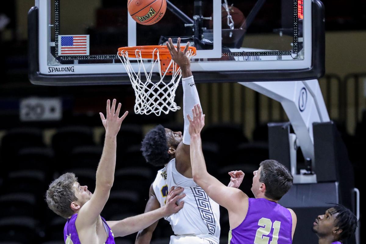 2019 NAIA Men's Basketball National Championship. Municiapal Arena, Kansas City, Mo.