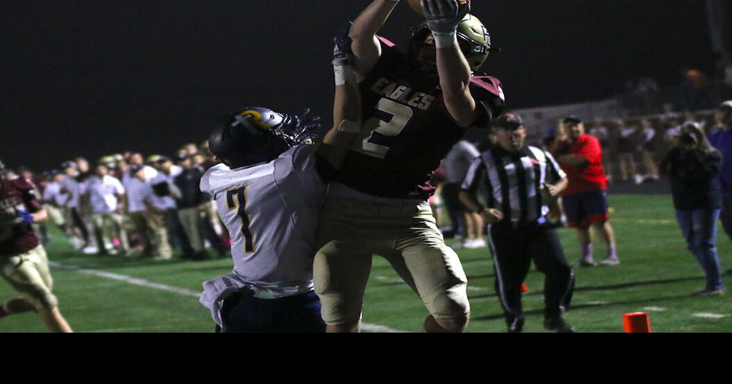 Timely defense fuels Eagles playoff win over Regals, 310 Pella