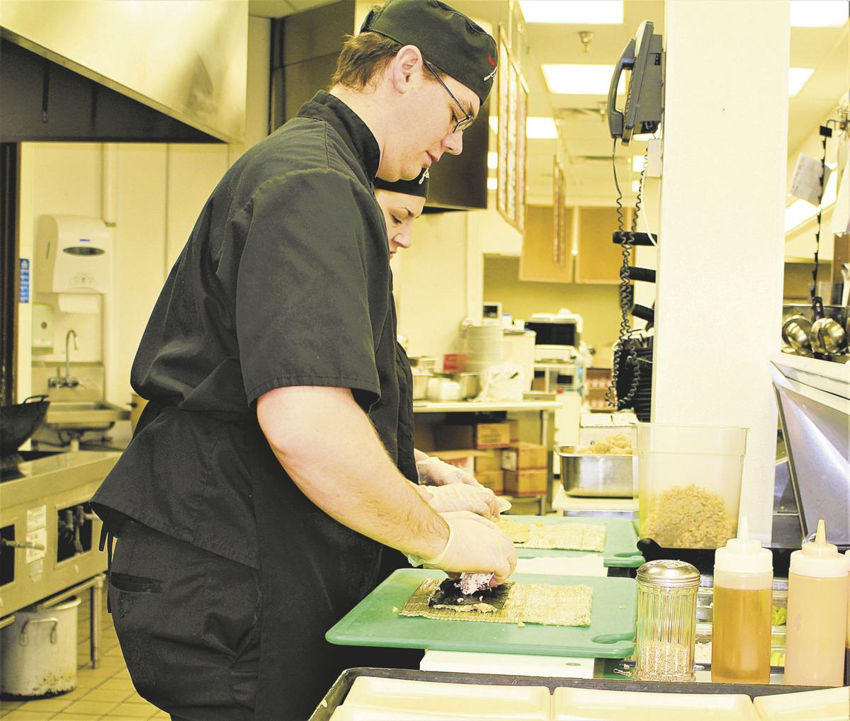 Hy Vee Kitchen Rolls Out New Sushi News Oskaloosa Com