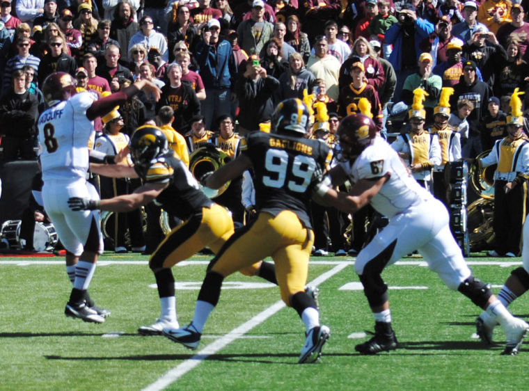 Iowa vs CMU