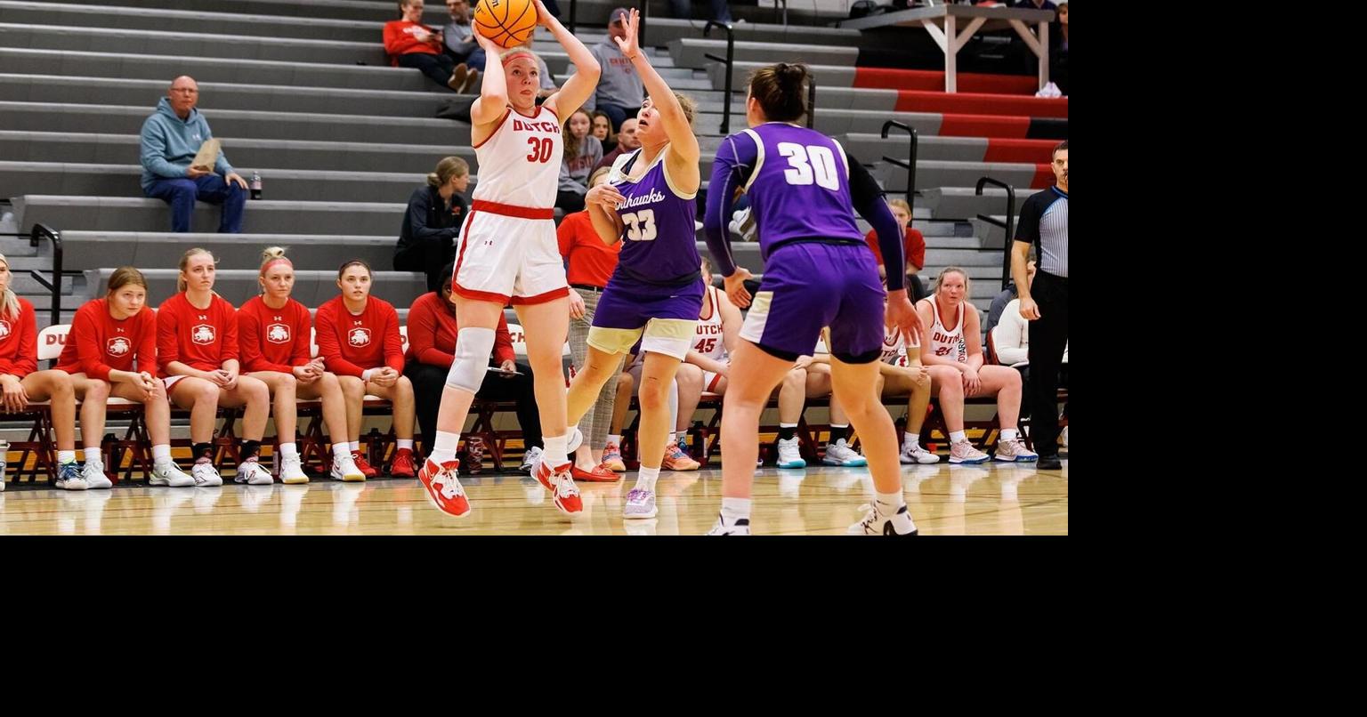 Johnson doubledouble sparks Central women’s basketball team Pella