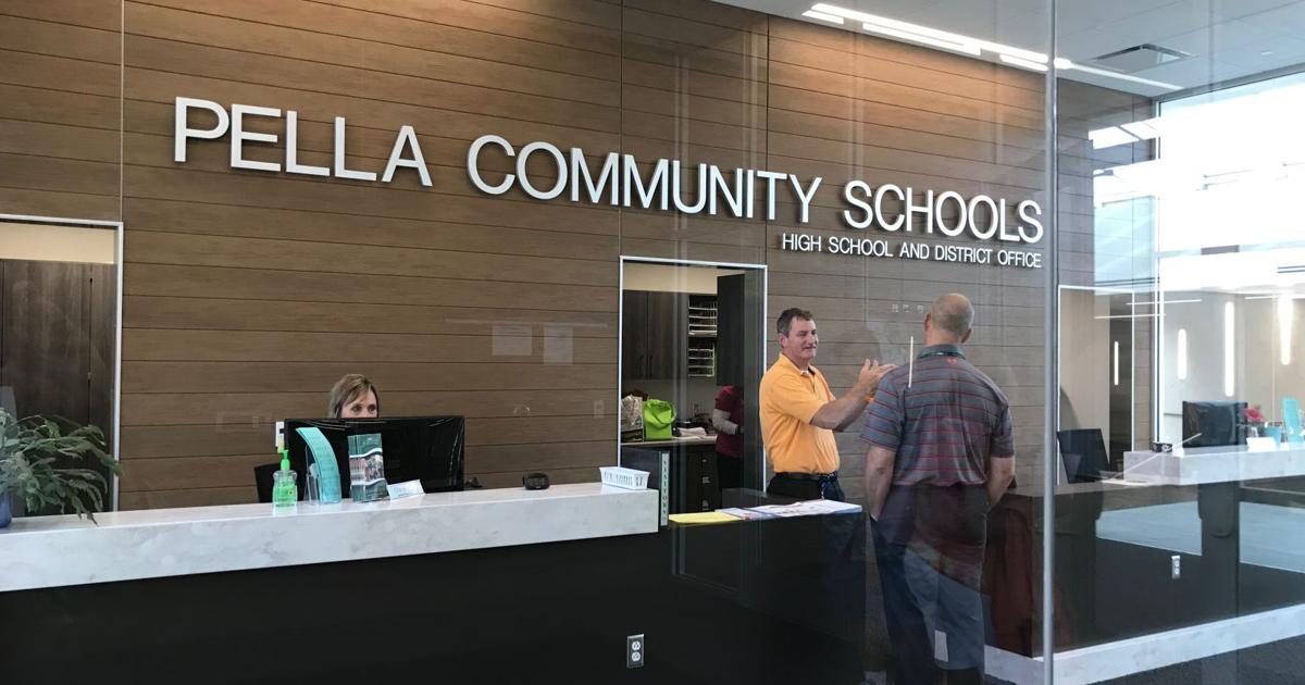 Pella school board approves early retirement plan Pella
