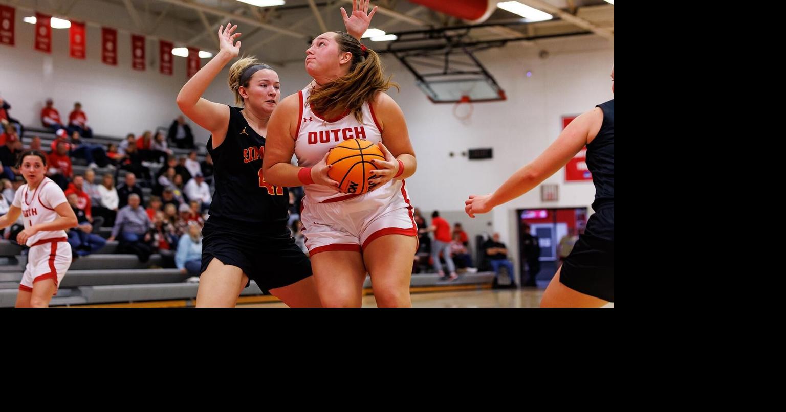 ster escapes Central women’s basketball squad Pella