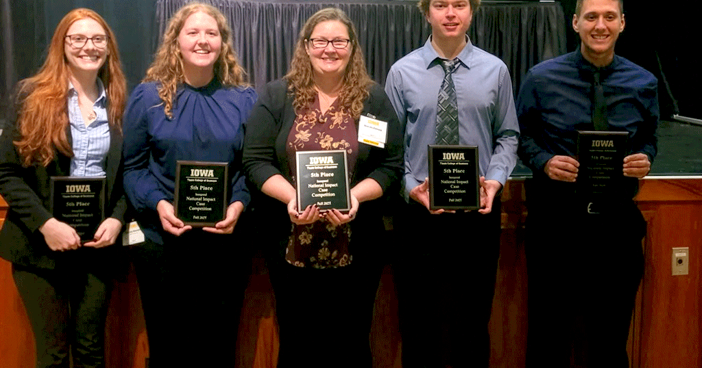 Pella student helps Central team place fifth in national case competition