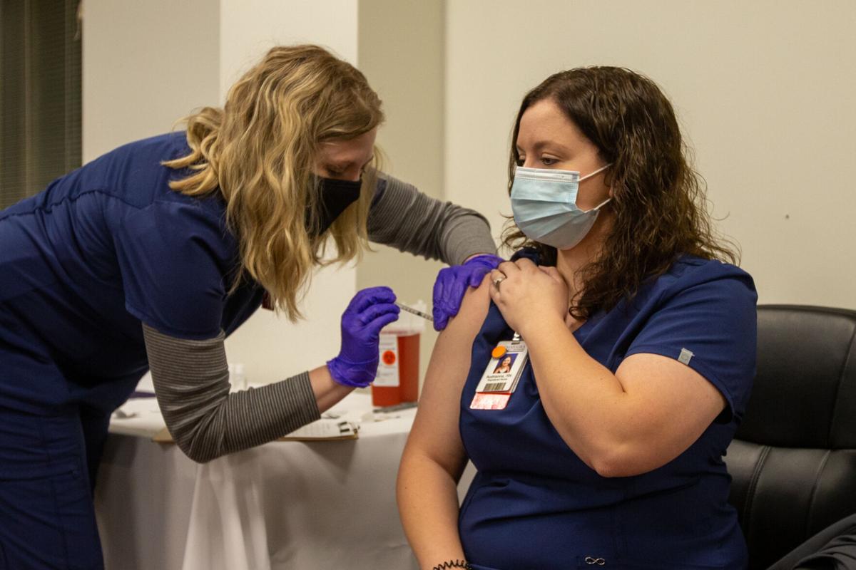 NEWS: COVID-19 vaccine in Oskaloosa