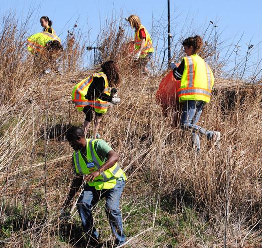 Litter Critters teach children about recycling on Earth Day | Local ...