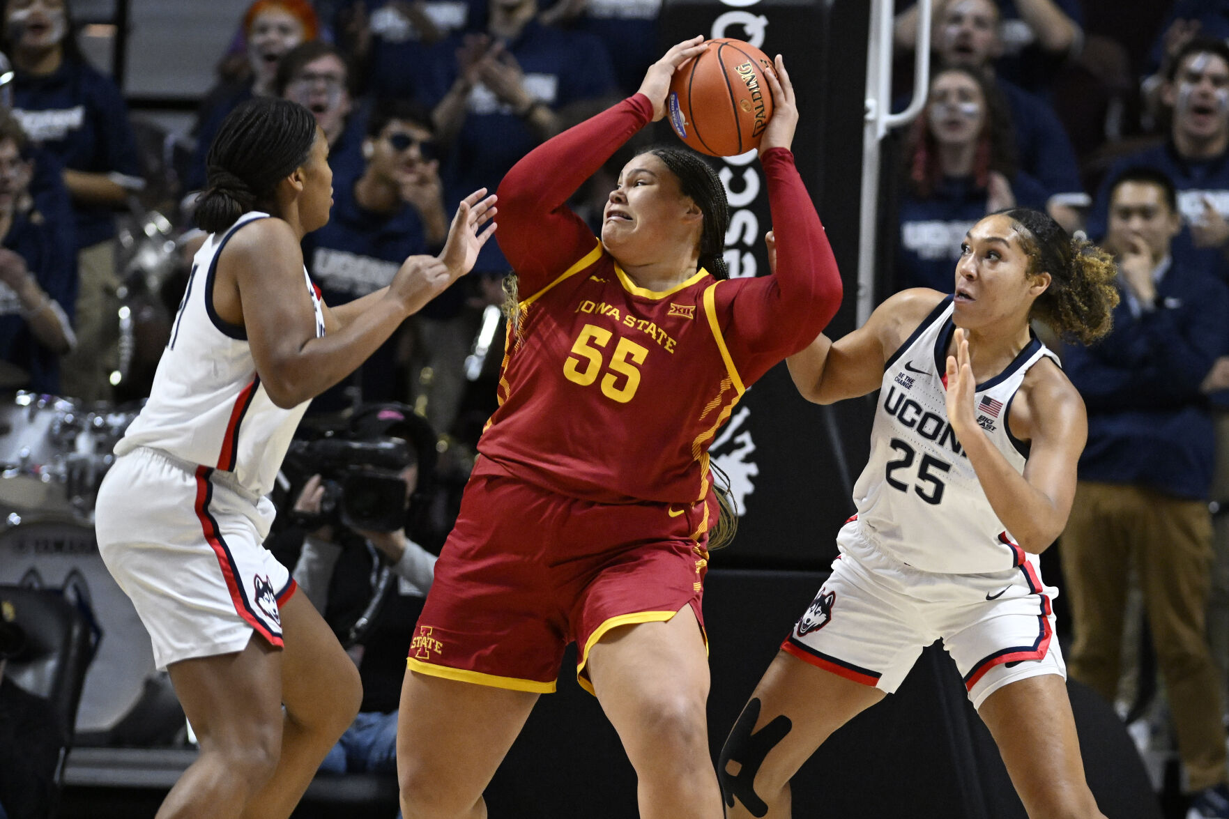 Strong, Bueckers And Shade's Hot Shooting Lift No. 4 UConn To 101-68 ...