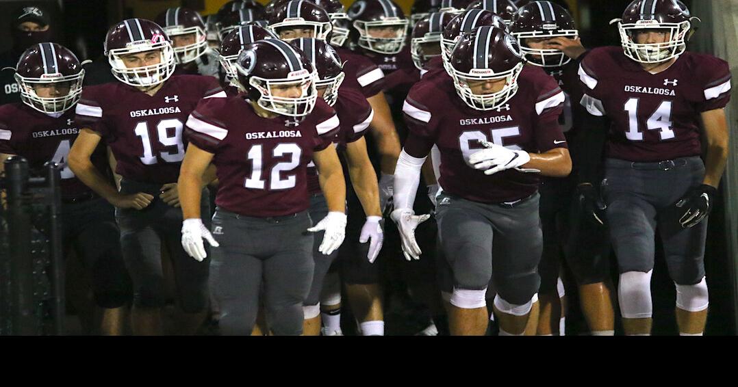 Football preview Oskaloosa vs Clear CreekAmana Sports