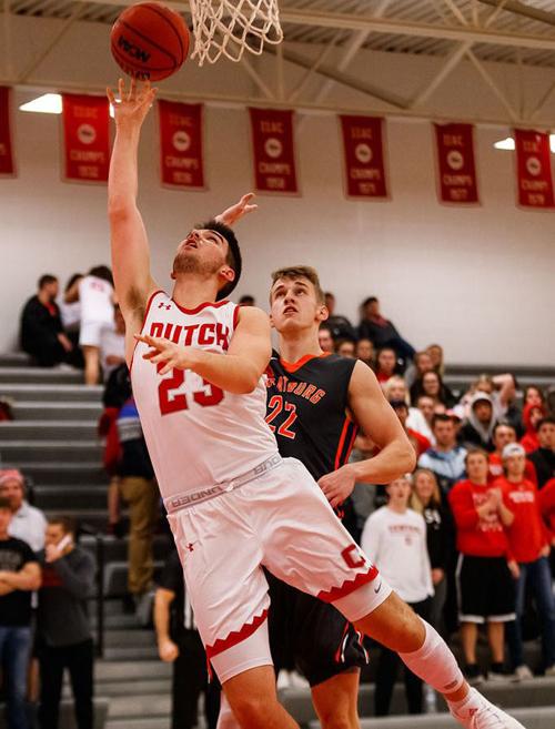 Mauck Hits 28 In Central Men S Basketball Defeat Local Sports