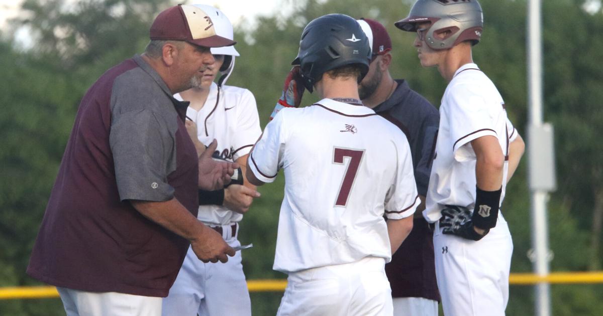 Area roundup: Osky teams fall in regular season finales