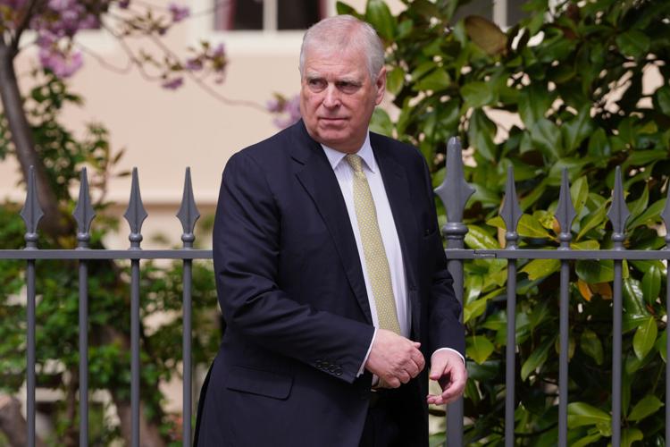 Queen Elizabeth II was eager for ex-Prince Andrew to become trade envoy ...