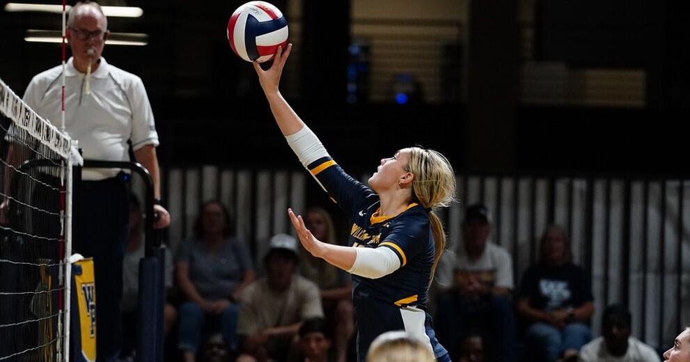 WPU narrowly misses ending losing streak