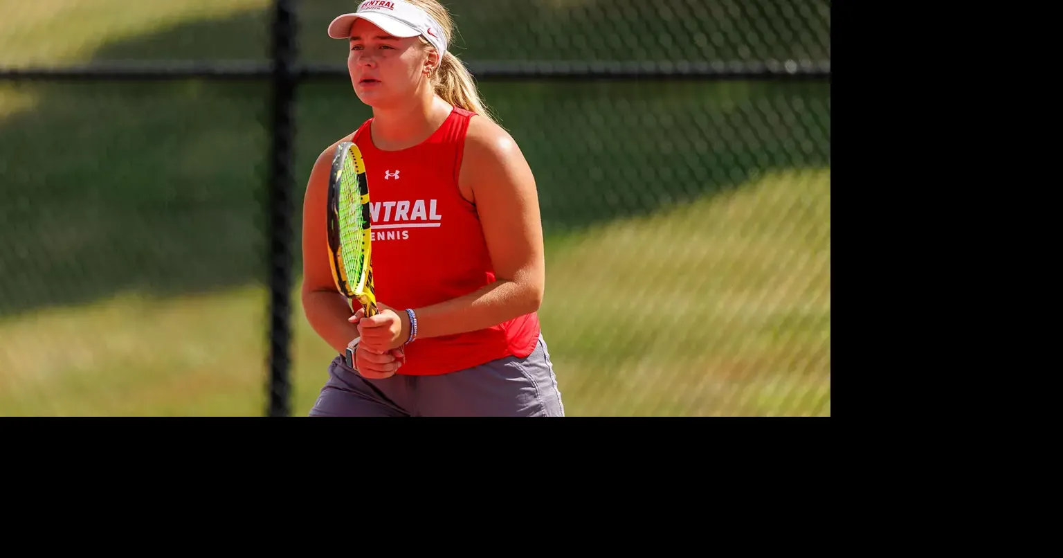 Pioneers defeat Dutch in women’s tennis regular season finale