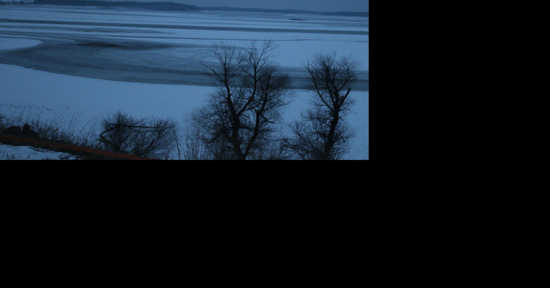 Corps warns people to stay off ice at Lake Red Rock | Knoxville