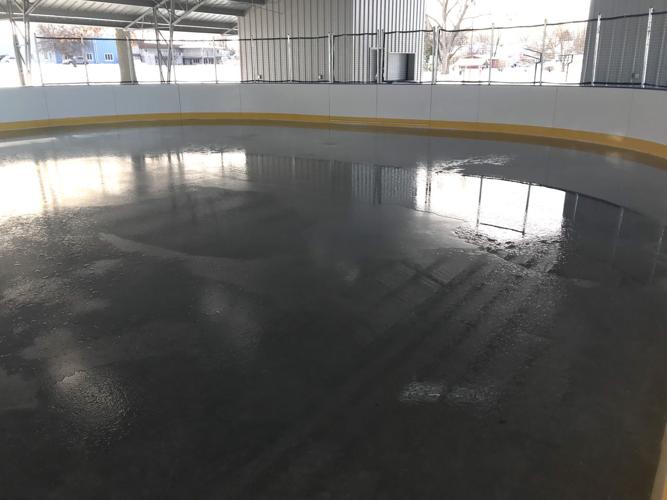 City plans to have Caldwell ice rink usable this weekend Pella