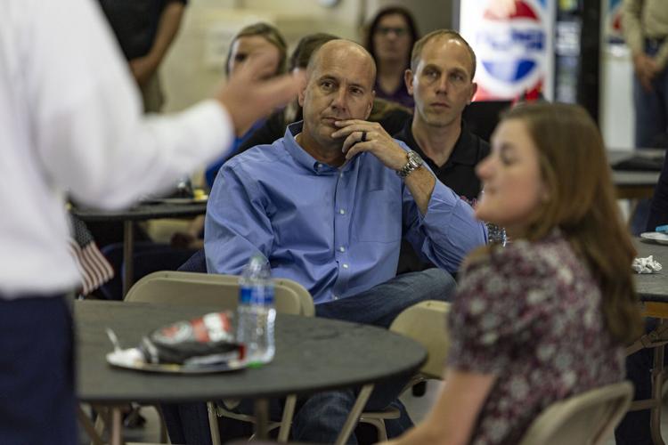 Hutchinson talks energy, border security in Pella Iowa News