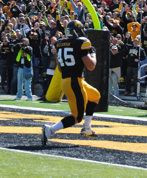 Iowa vs CMU