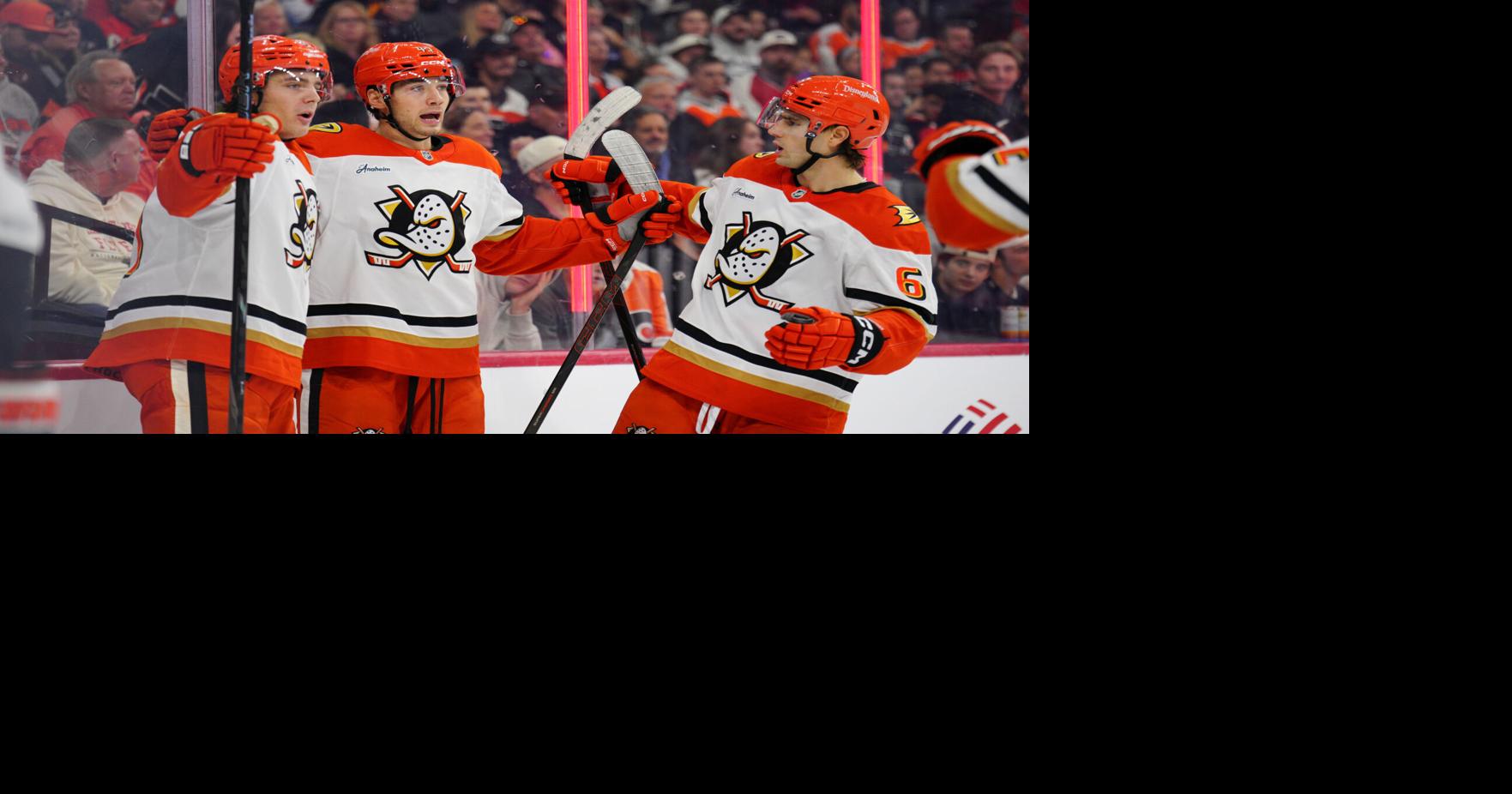 Leo Carlsson leads Ducks past Flyers 5-4 in comeback win | National ...