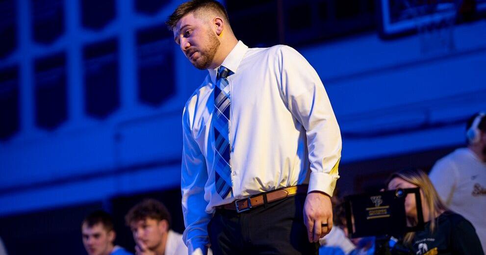 Sams resigns as head men’s wrestling coach