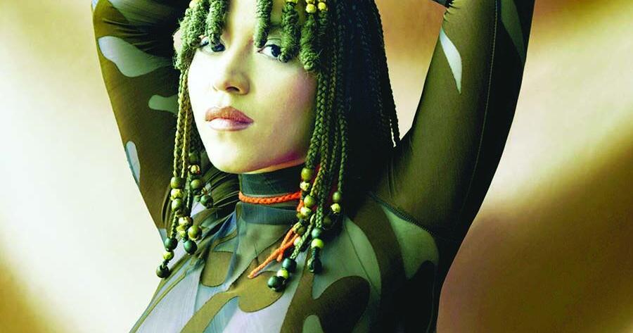 Oswego Music Hall presents singer-songwriter Kaia Kater on banjo Nov. 1