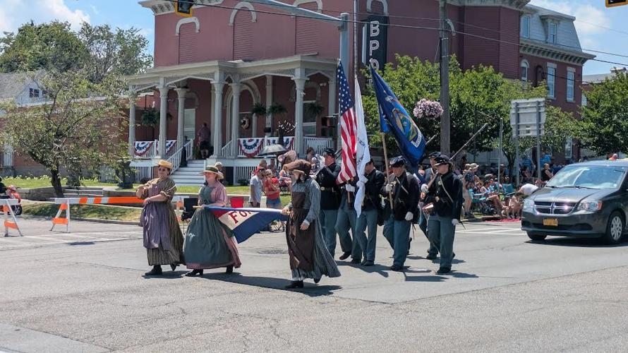 Oswego hosts parade, block party and fireworks