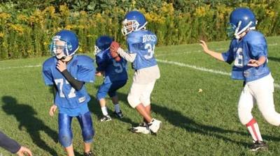 Oswego Pop Warner Football Hope To Finish Season In Oswego News