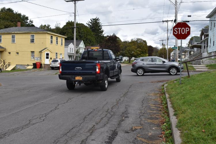 Stolen stop sign blamed for Oswego car crash News