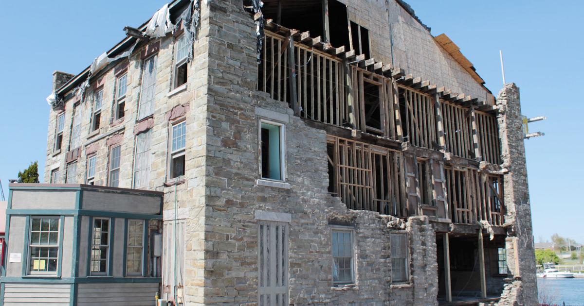 Work continues on Oswego’s Cahill building News
