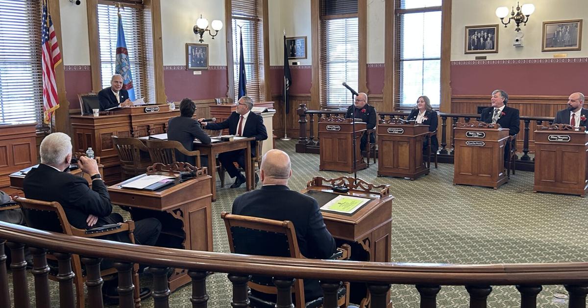 Oswego Common Council tables tax cap override amid clash with mayor