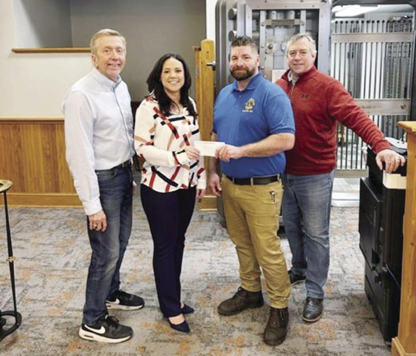 Fulton Savings Bank supports Memorial Day Salute News