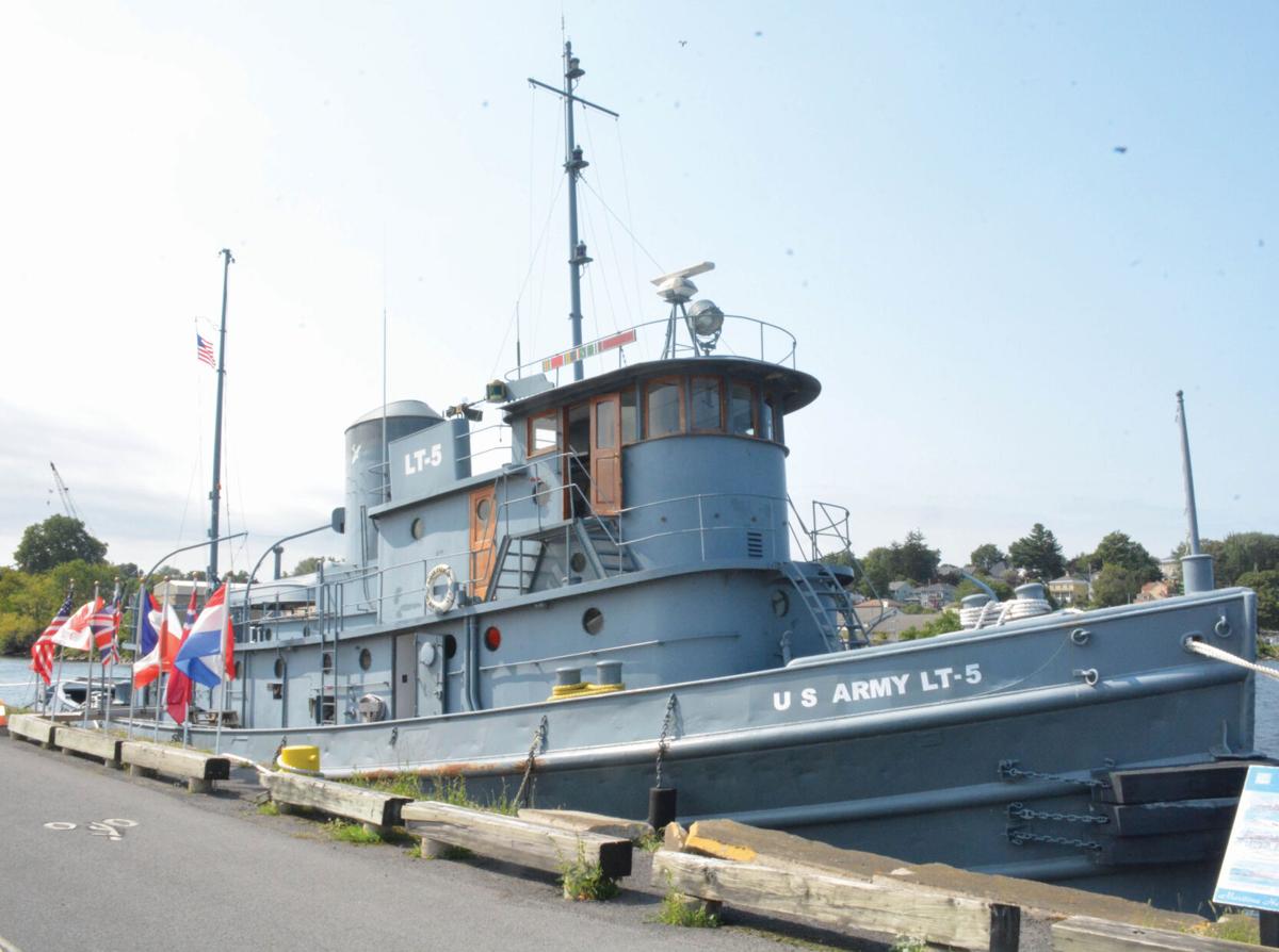 LT-5- tugboat