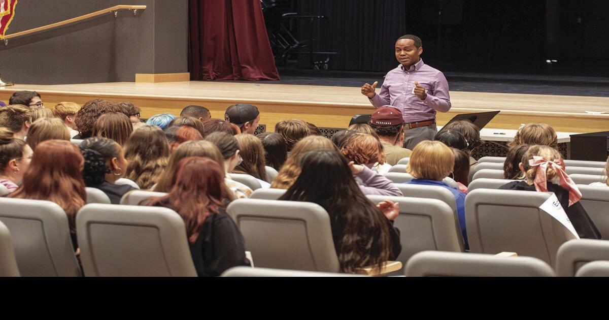 Students, educators come together to make music at The Echo News