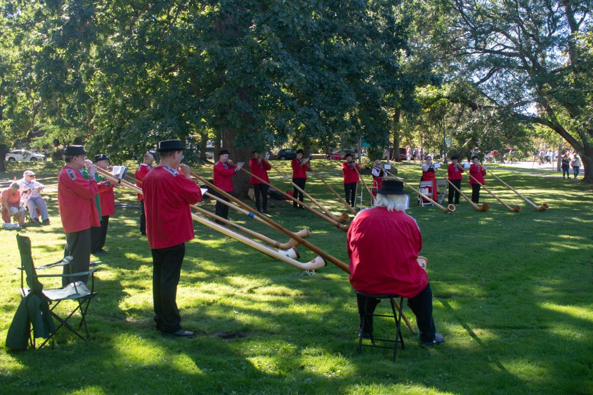 CNY Alphorns