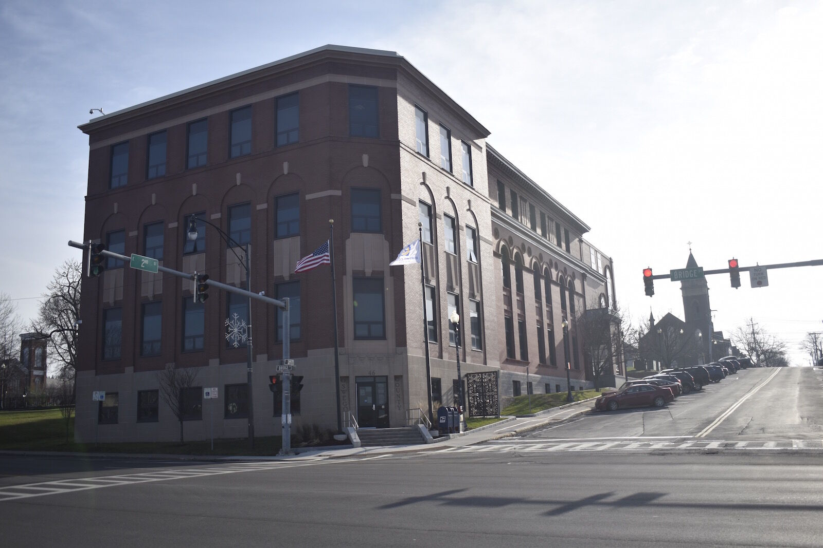 Final county budget cuts taxes nearly 3 percent - Vimarsana News