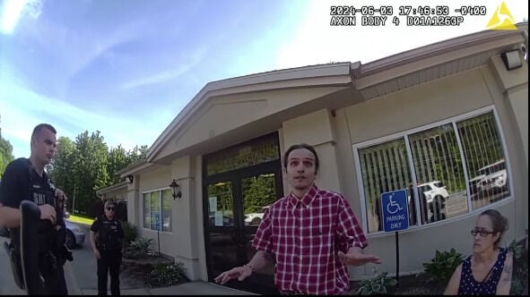 Man charged in Palermo court scuffle gets unrelated case dismissed
