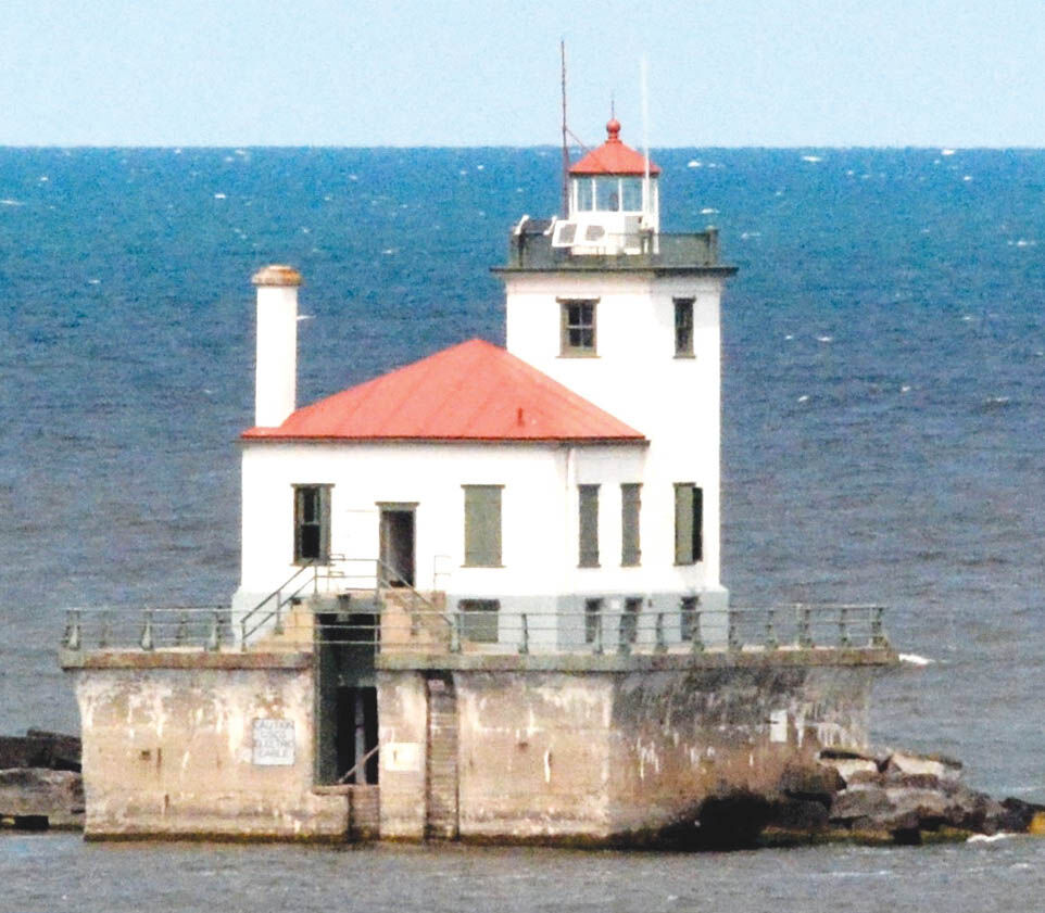 Oswego West Pierhead