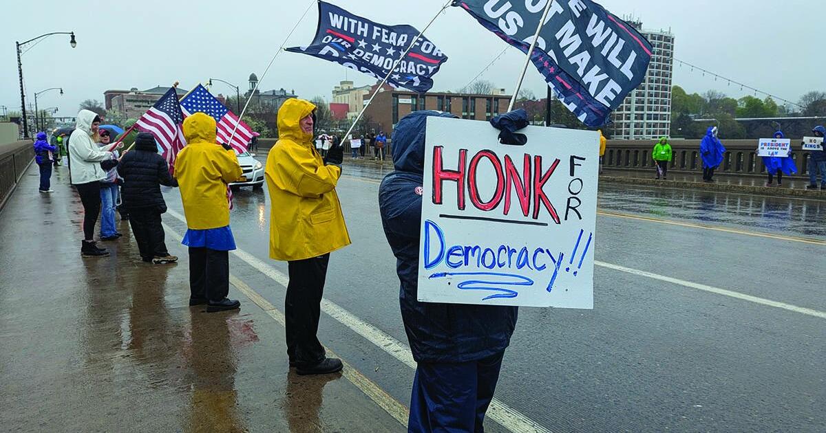 Ninth weekend rally calls for protecting rule of law | News | oswegocountynewsnow.com