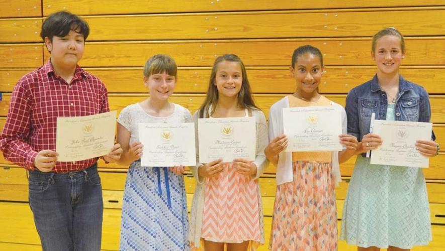 Leighton Elementary School recognizes students Local