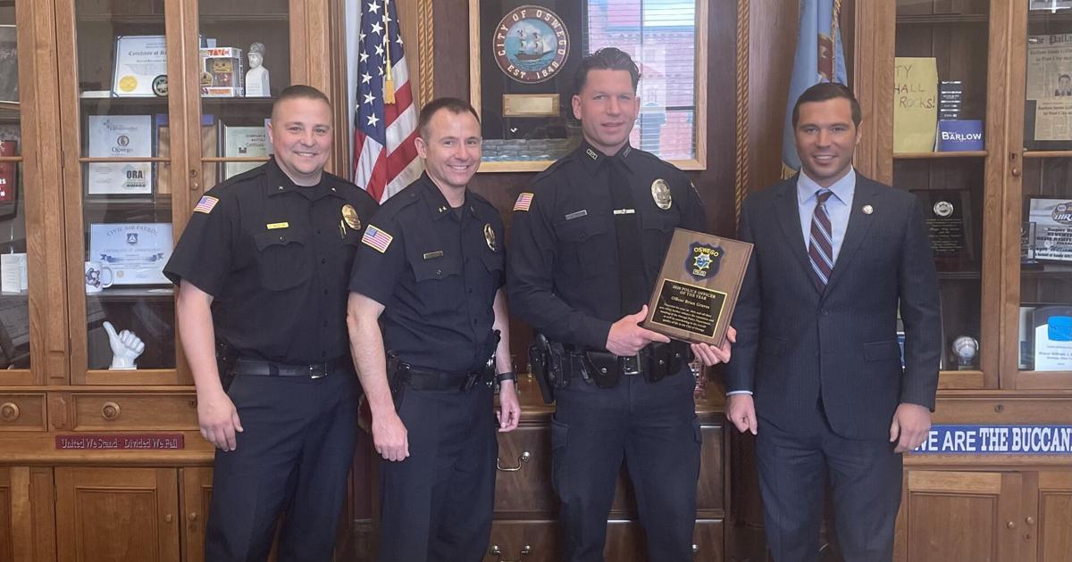 Oswego Police Officers of the Year for 2020, 2021 announced News