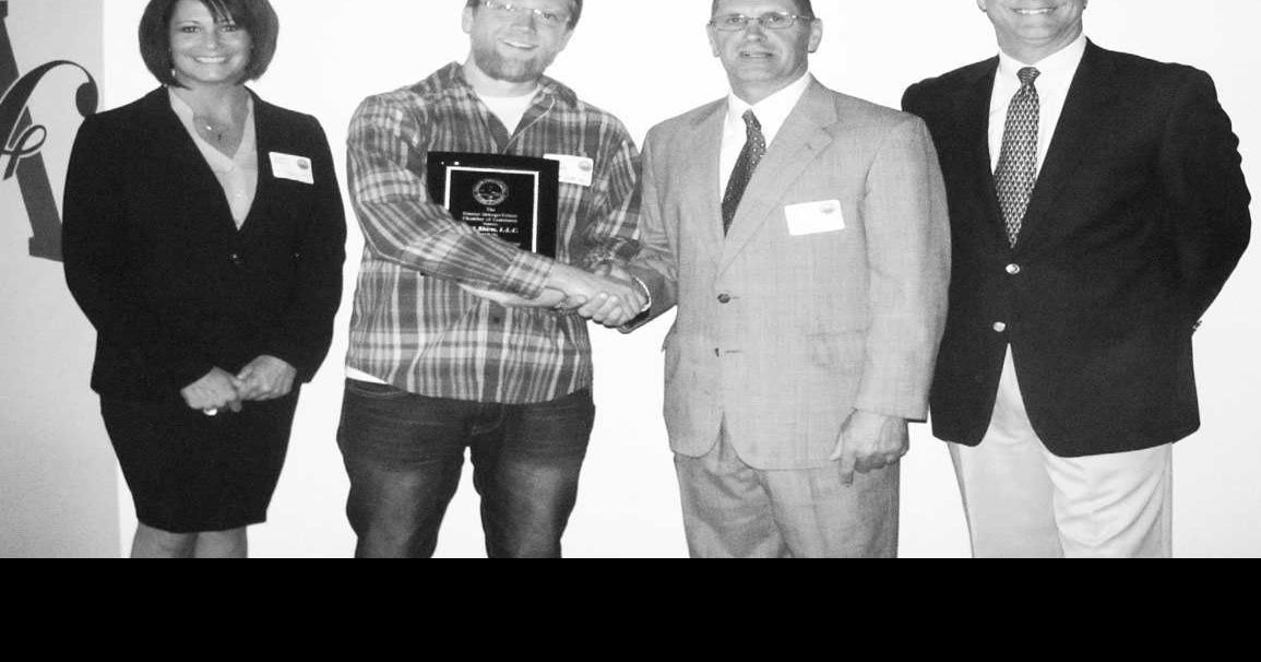 Chamber presents awards to local businesses Local