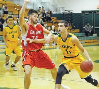 Senior Duo Leads Oneonta Men S Basketball Team Over Oswego State