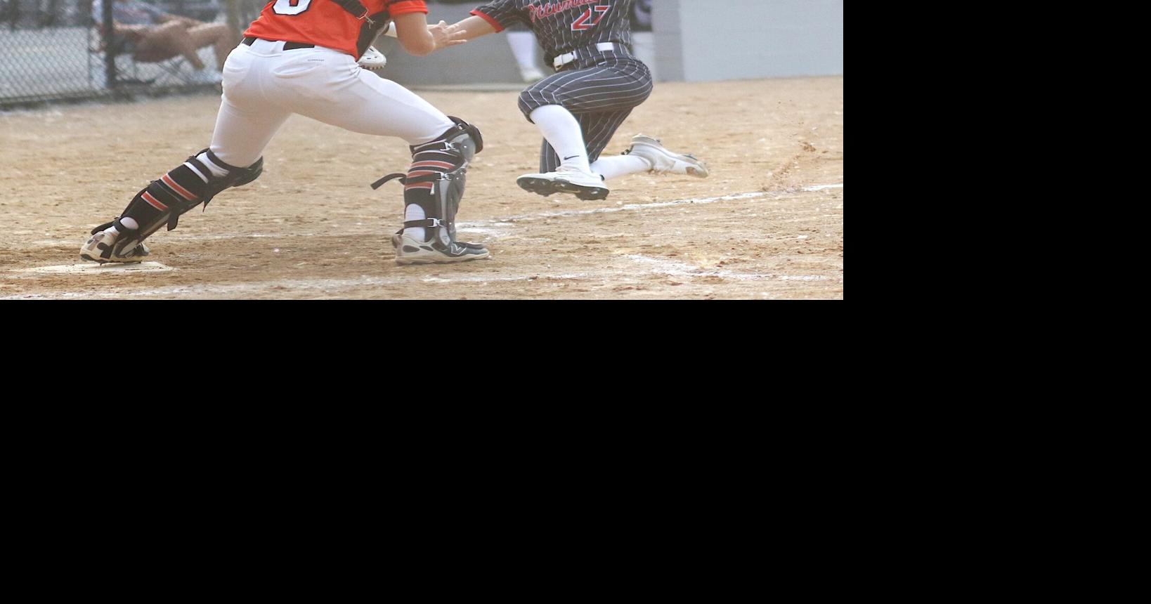 Prep softball: No. 12 (5A) Bulldogs edge Washington twice