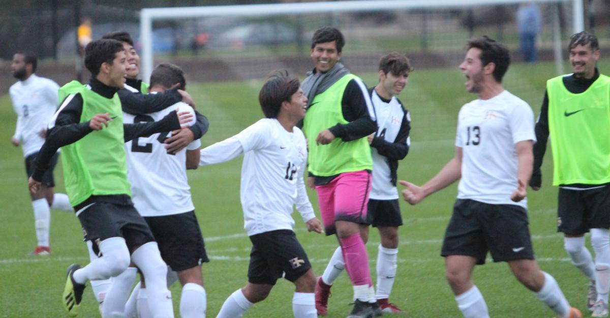Iccac Cross Country Soccer Splitting Into Two Divisions Sports