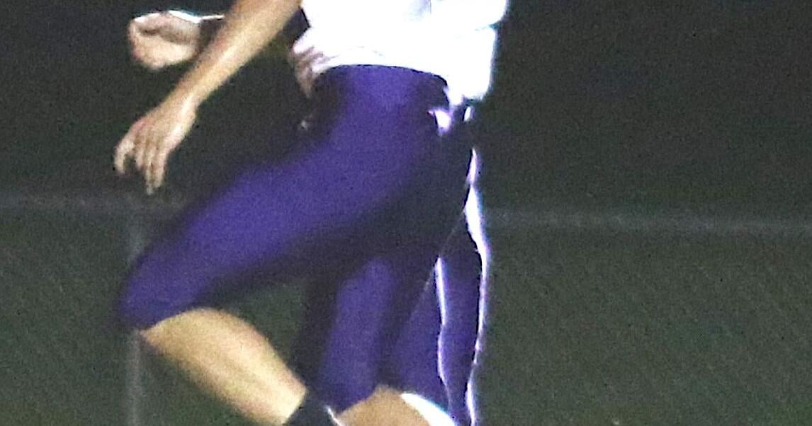 Prep football: Cobras cruise to playoff-clinching win