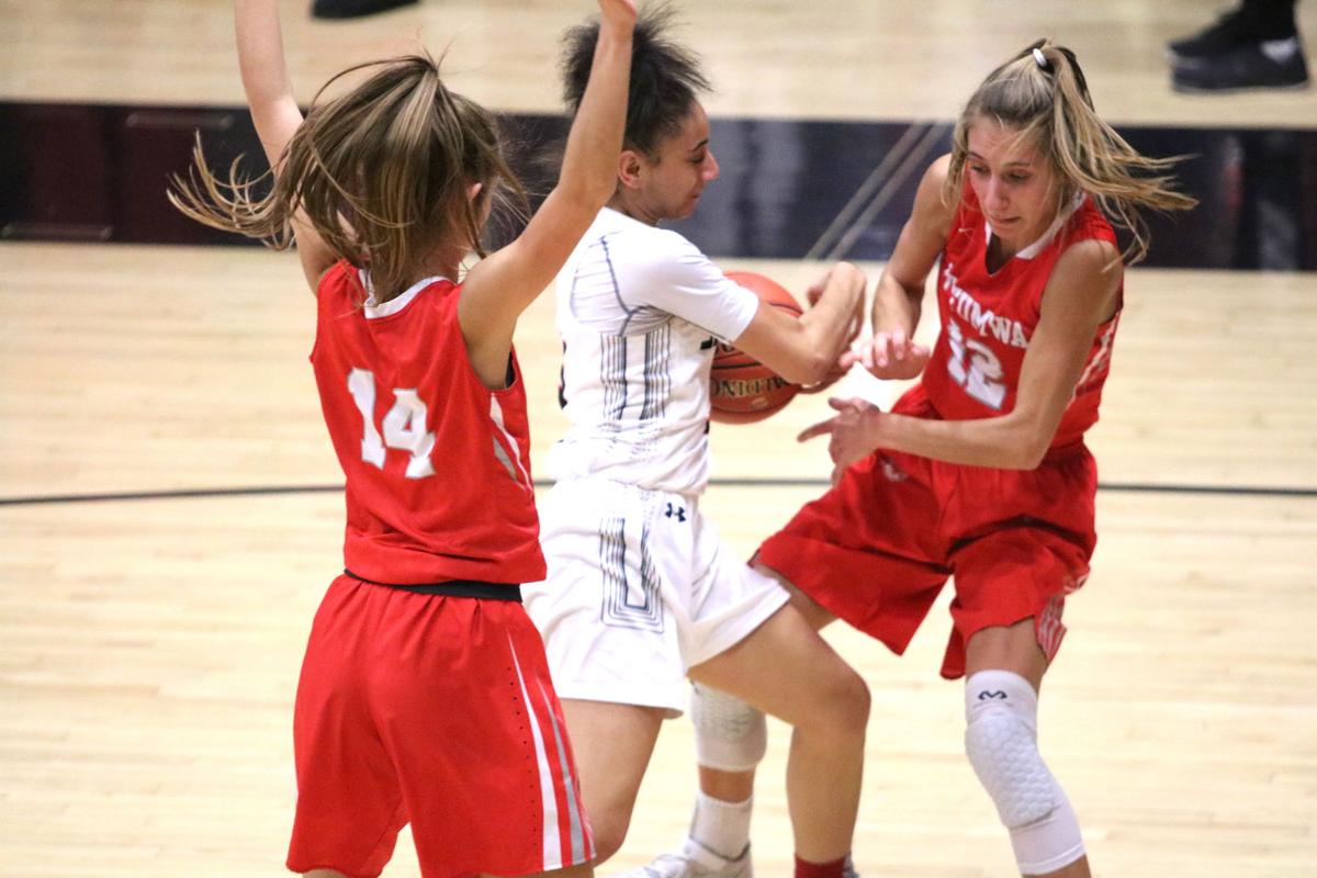 Girls Basketball Slow Start Plagues Bulldogs Against East