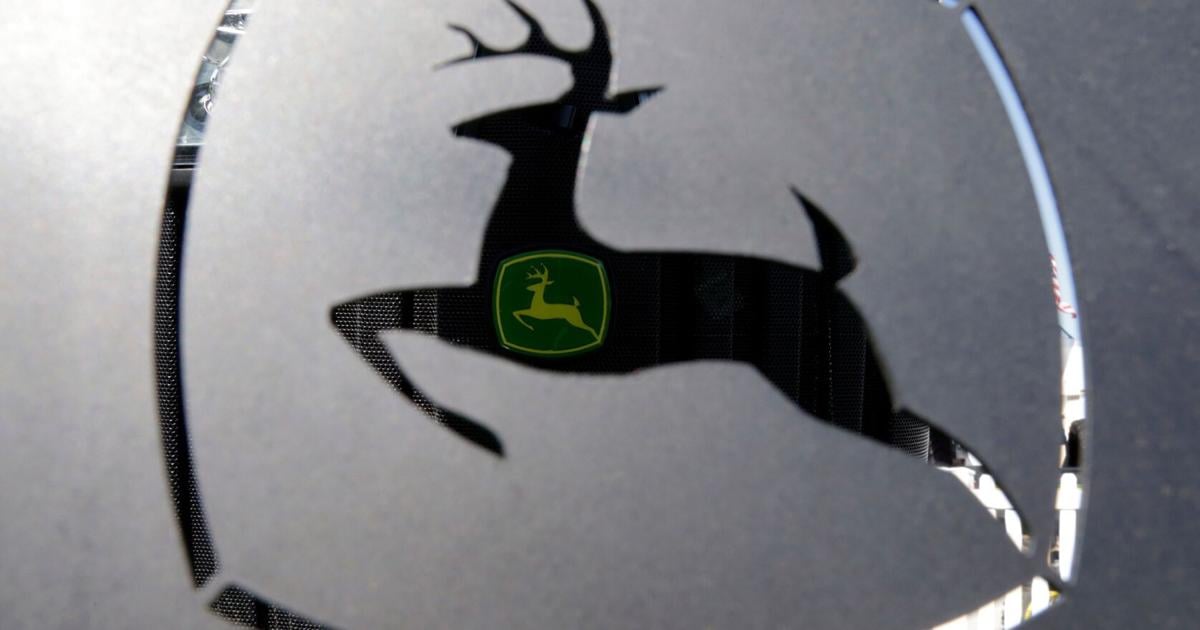 Deere, UAW at odds over contract extension offer