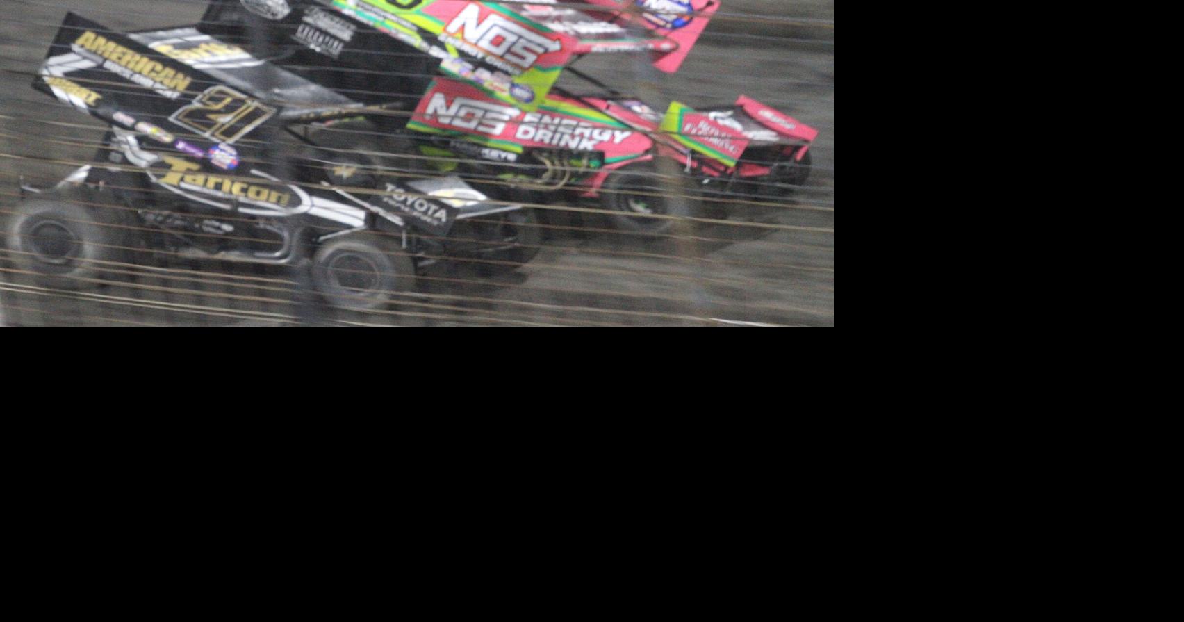 Auto racing: Haudenschield steals pole at Knoxville