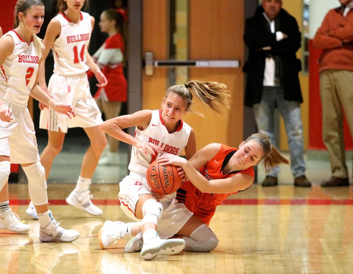 Girls Basketball Bulldogs Live Up To Expectations High School