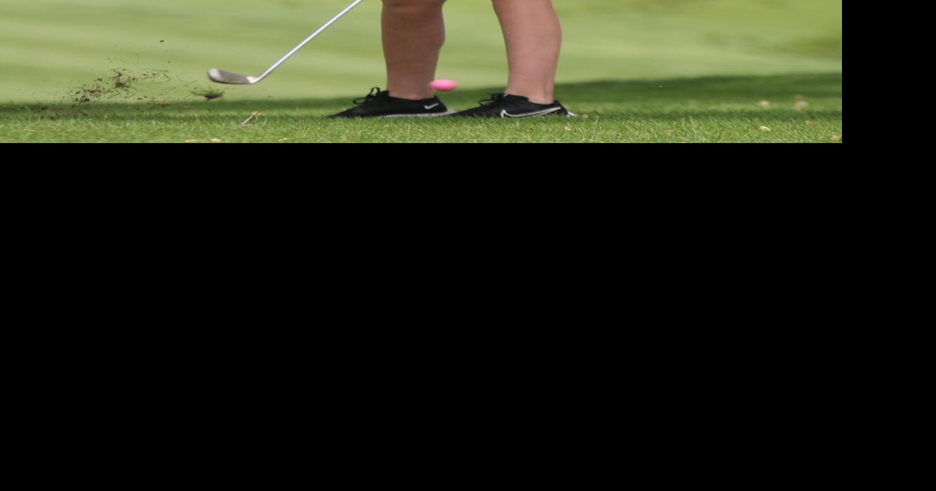 Prep golf Sigourney wraps up season Sports