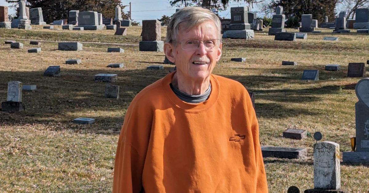 John Winblade retires after two decades as 'face' of Shaul Cemetery